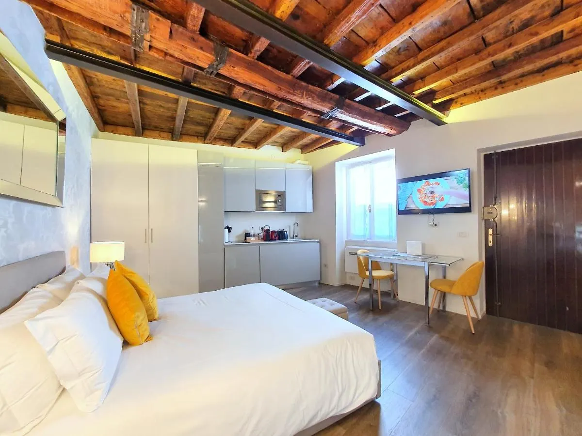 Heart Milan Apartments Duomo Colonne Italy